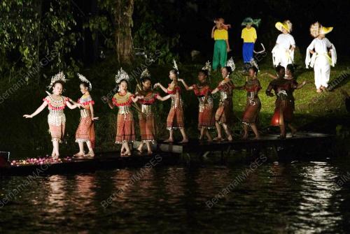TEATER SIMPANG IMPANG