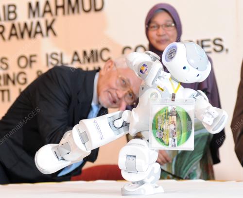 TAN SRI ABDUL TAIB MAHMUD