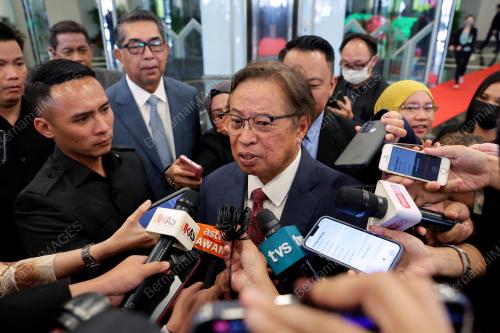 TAN SRI ABANG JOHARI TUN OPENG