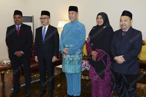 FAHMI FADZIL