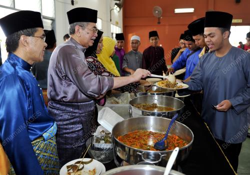 SK03_24072015_WAN_JUNAIDI