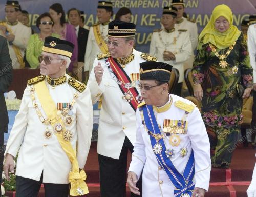TUN MUHAMMAD SALAHUDDIN ABANG BARIENG