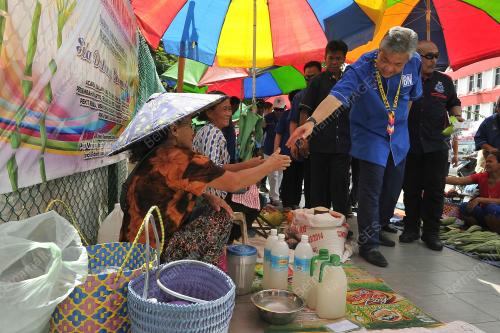 SK03_25042016_TPM_PASAR