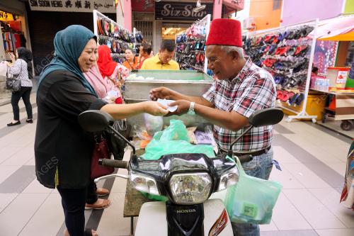 SK03_25122018_PUTU_MAYANG