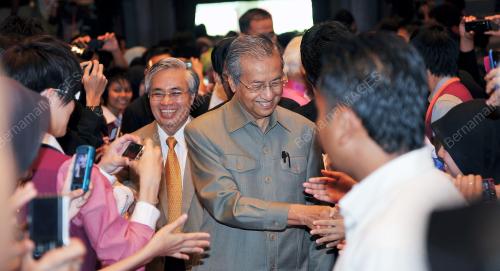 SK03_26022012_TUN_UNIMAS