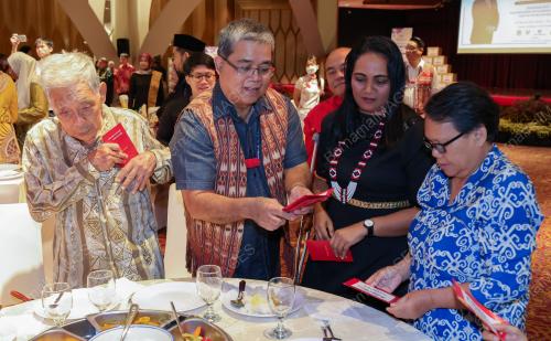 DATUK AARON AGO DAGANG