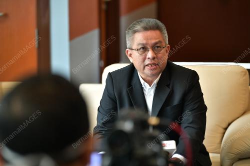 DATUK SERI DR ADHAM BABA
