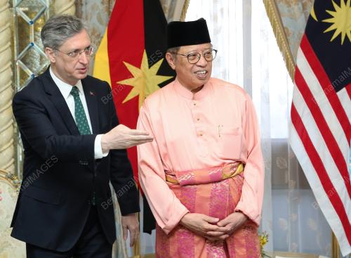 TAN SRI ABANG JOHARI TUN OPENG
