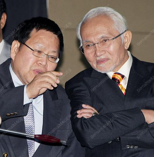 ABDUL TAIB MAHMUD
