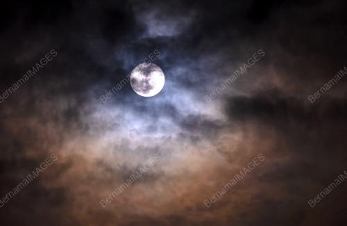 SK03_26102018_BULAN