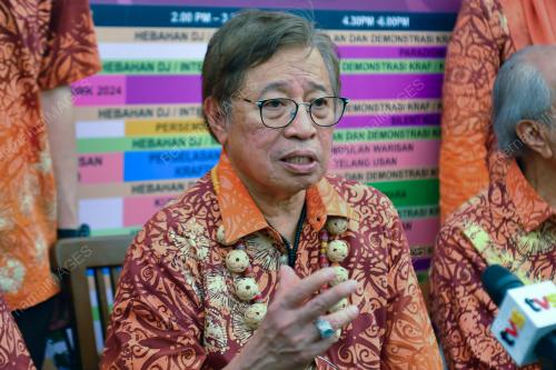 TAN SRI ABANG JOHARI TUN OPENG