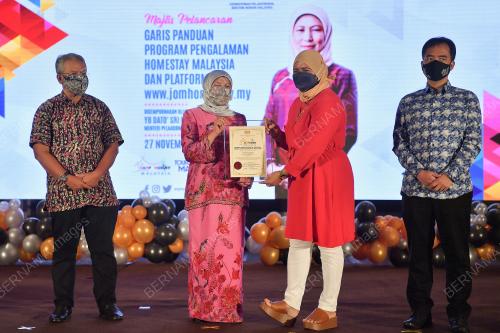 DATUK SERI NANCY SHUKRI