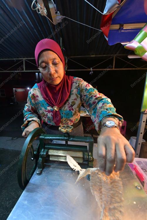 DAYANG ZUNIKA ABANG ADENAN