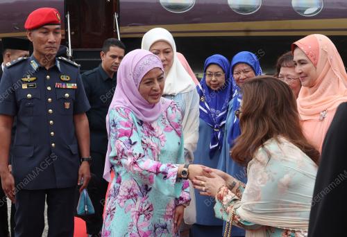 RAJA PERMAISURI AGONG RAJA ZARITH SOFIAH
