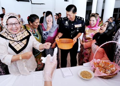 SK03_28072012_POLIS_KUIH