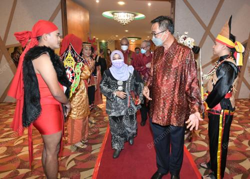 DATUK SERI ABDUL KARIM RAHMAN HAMZAH