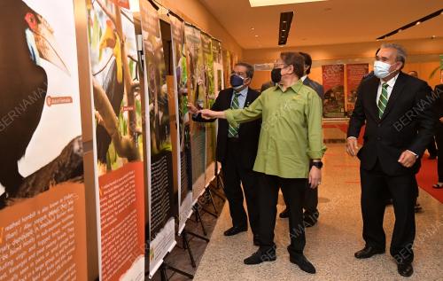 TAN SRI ABANG JOHARI TUN OPENG