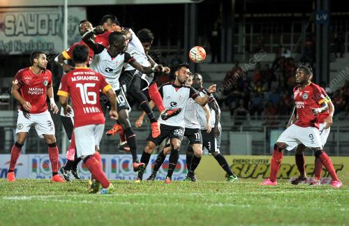 SK03_29072016_BOLA_SEPAK