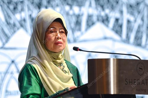DATUK SERI FATIMAH ABDULLAH