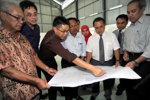SK03_29102014_PROJEK_DEWAN