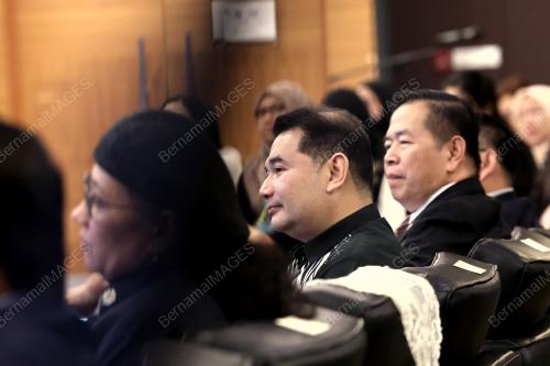 RAFIZI RAMLI