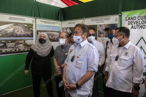TAN SRI ABANG JOHARI TUN OPENG
