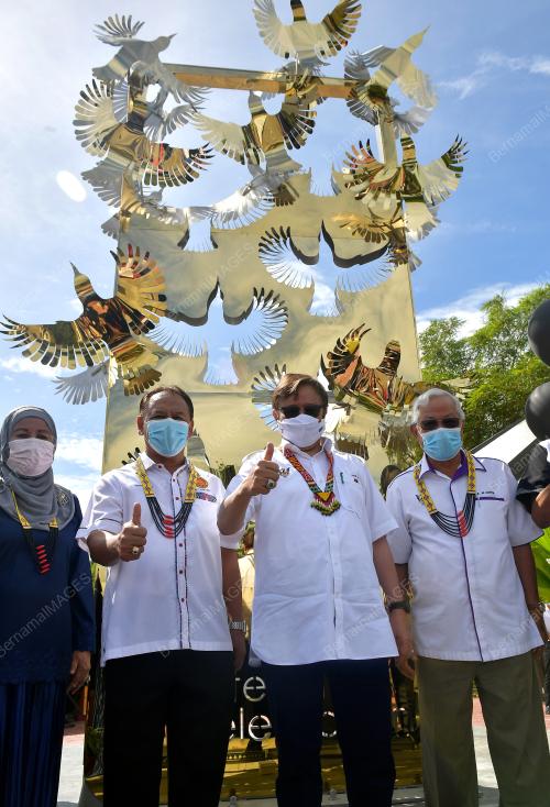 DATUK PATINGGI ABANG JOHARI TUN OPENG
