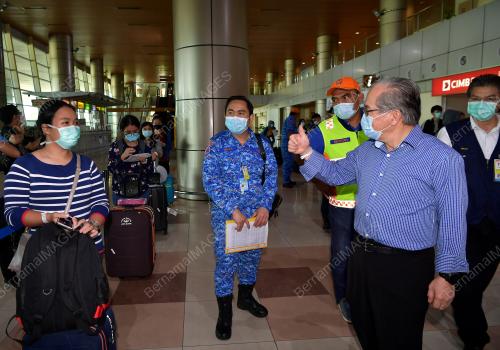 DATUK AMAR DOUGLAS UGGAH EMBAS