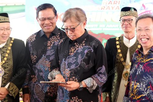 TAN SRI ABANG JOHARI TUN OPENG