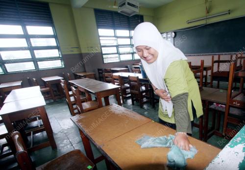 SK04_02012012_SEKOLAH_1