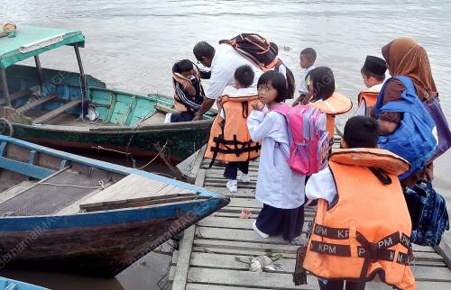 SK04_02012014_PELAJAR_BOT