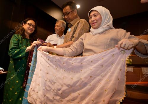DATUK SERI NANCY SHUKRI