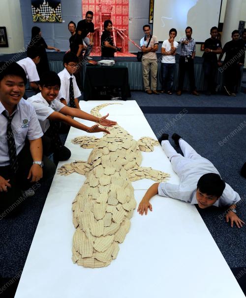 SK04_03042012_PAMERAN