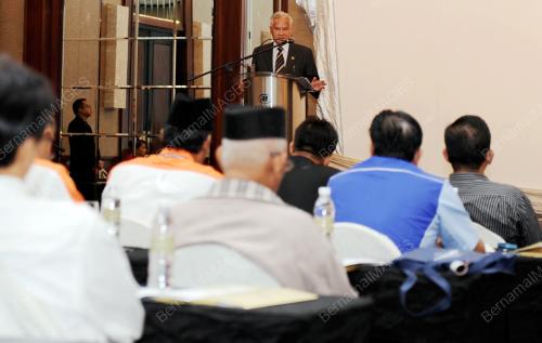 SK04_03042013_PEMERHATI