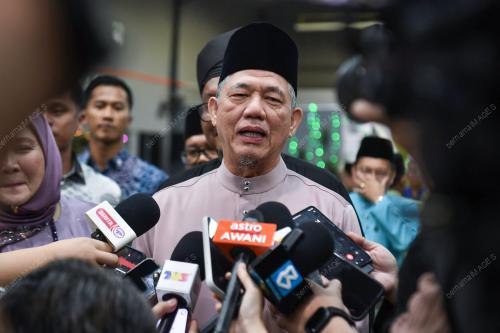 DATUK SERI FADILLAH YUSOF