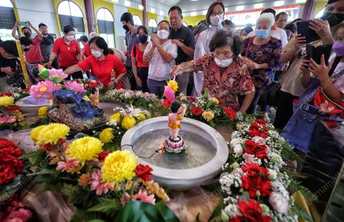 HARI WESAK 2023