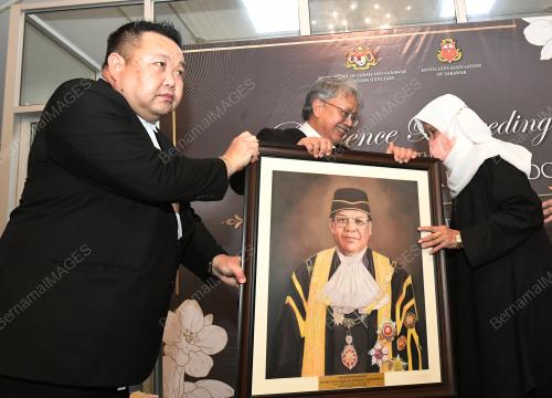 TAN SRI ABANG ISKANDAR ABANG HASHIM