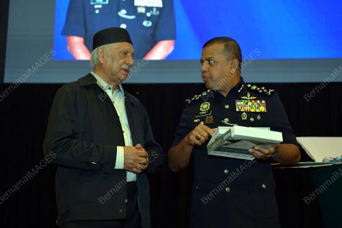 TAN SRI AYOB KHAN MYDIN PITCHAY