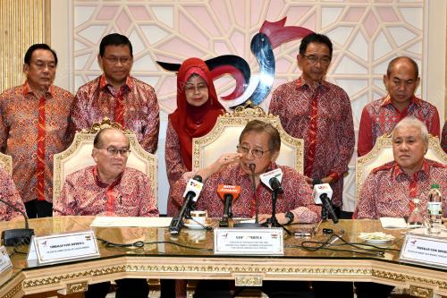TAN SRI ABANG JOHARI TUN OPENG