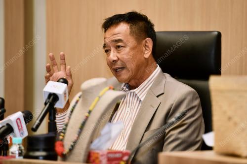 DATUK SERI ABDUL KARIM RAHMAN HAMZAH