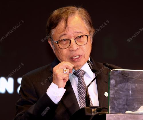 TAN SRI ABANG JOHARI TUN OPENG