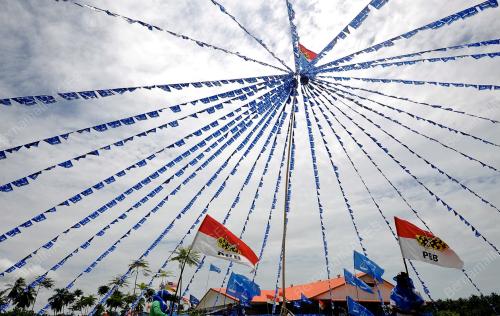SK04_07042013_BENDERA