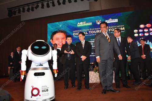 SK04_09032018_DIGITAL_PELANCONGAN_BN201803081232