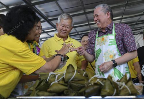 DATUK SERI FADILLAH YUSOF