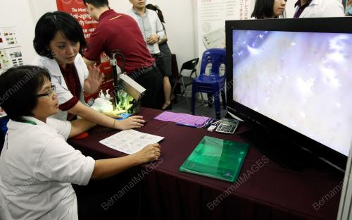 HEALTH, WELLNESS, BEAUTY & HALAL EXPO 2011