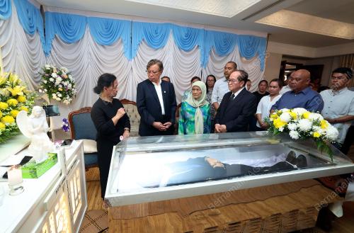 TAN SRI ABANG JOHARI TUN OPENG