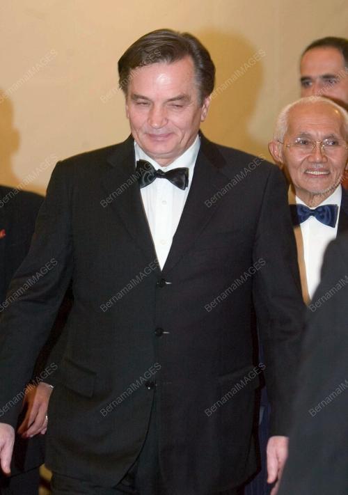 DR HARIS SILAJDZIC