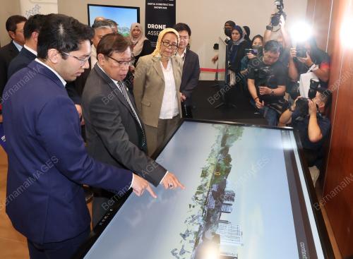 TAN SRI ABANG JOHARI TUN OPENG