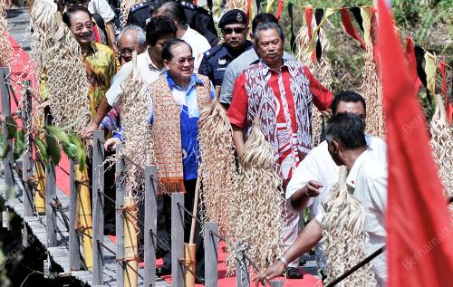 TAN SRI MUHYIDDIN MOHD YASSIN