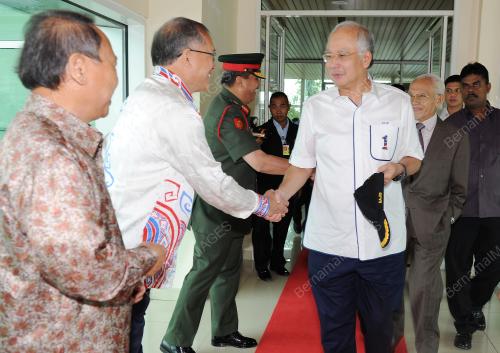 SK04_11082012_PM_SALAM